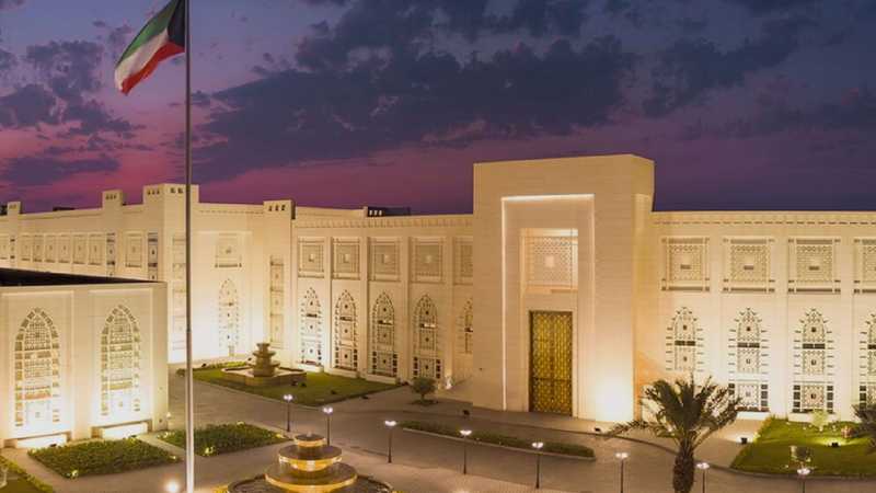 الكويت تدين وتستنكر اقتحام وتخريب قنصليتها العامة بالبصرة.. وتطالب بالتحرك