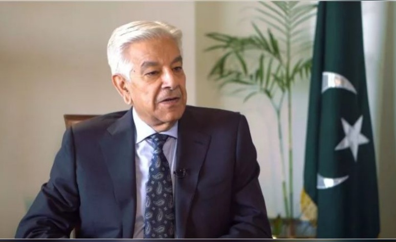  وزير الدفاع الباكستاني: إسرائيل لعنة على البشرية