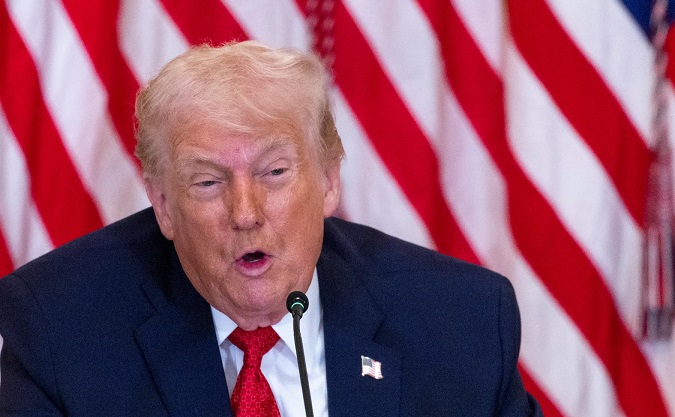 واشنطن بوست: إدارة ترامب ستطالب إيران بالإفراج عن معتقلين أمريكيين خلال محادثات إسلام آباد