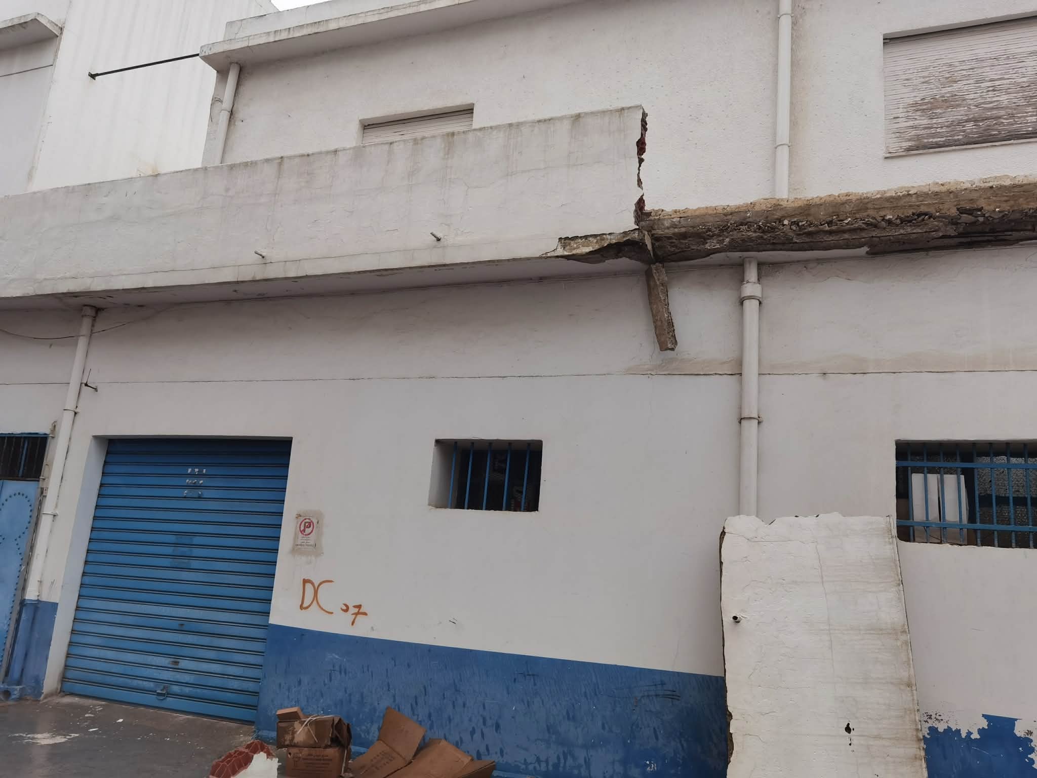 منزل بورقيبة.. سقوط مفاجئ لشرفة منزل بحي الثورة 