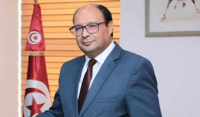 وزير تكنولوجيات الاتصال يعلن عن برامج لتحسين البنية التحتية للاتصالات بباجة