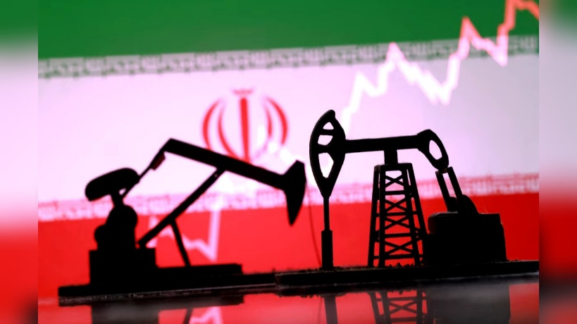 الحرس الثوري: إيران تستطيع إيقاف إنتاج النفط بمقدار 15 مليون برميل يوميا لمدة عام