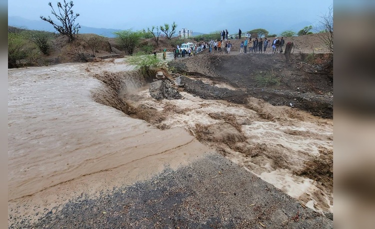 مصرع 24 وتضرر 31 ألف أسرة.. حصيلة السيول المدمرة في تعز اليمنية