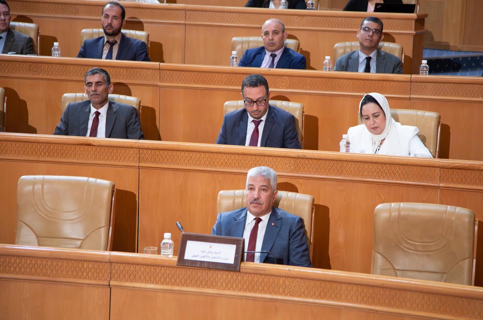 نواب مجلس الجهات والأقاليم يطالبون وزير التشغيل بتحديد سقف زمني لإطلاق المنصة الرقمية لتسجيل المعطلين عن العمل