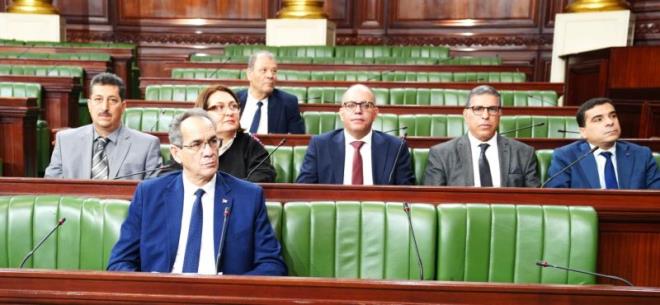 بحضور وزير التعليم العالي.. تعطل مشاريع البنية التحتية الجامعية وانتداب الدكاترة أبرز ما استفسر عنه النواب في جلسة عامة برلمانية 