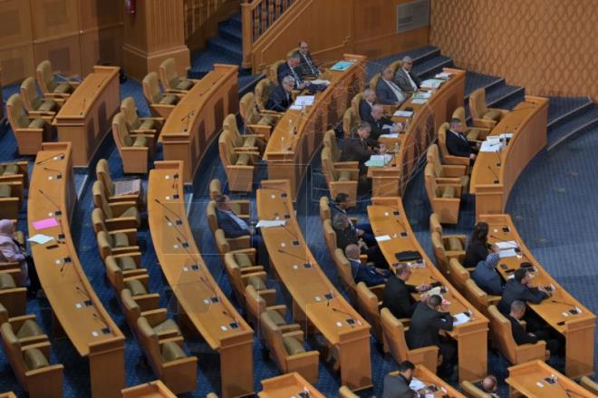 مجلس الجهات والأقاليم: الانتخابات البلدية والعمل البلدي والتصرف في النفايات.. أبرز محاور الأسئلة الشفاهية لوزير الداخلية