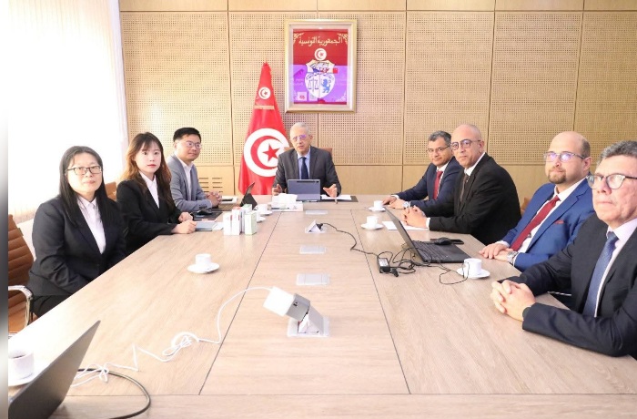 وزارة الصحة تبحث شراكة تونسية–صينية لدعم صناعة الأدوية البيولوجية