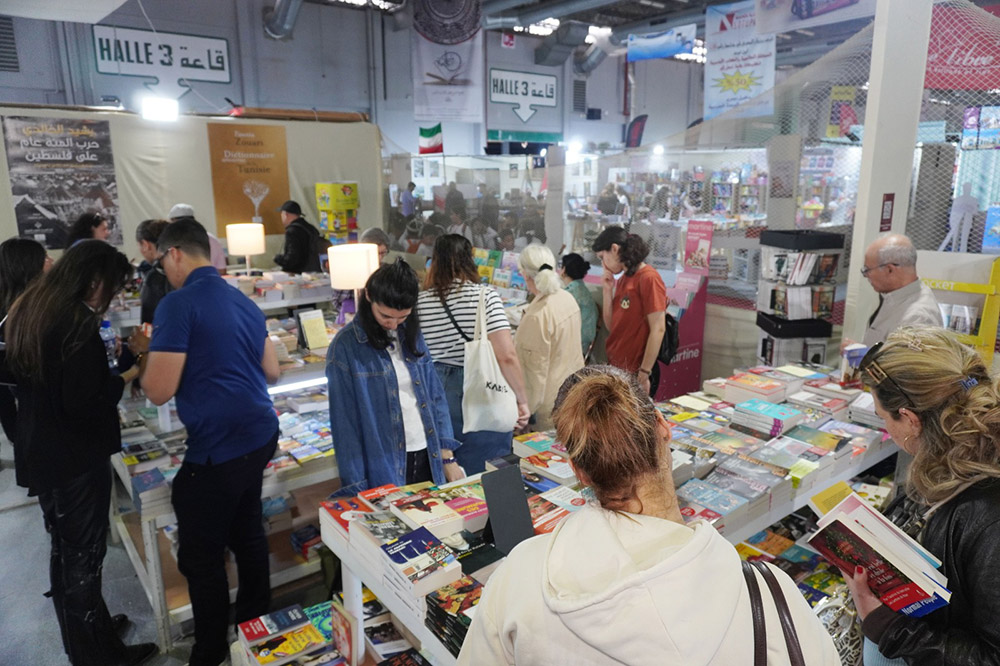 معرض تونس الدولي للكتاب.. انتصار الشغف بالقراءة في عصر الرقمنة