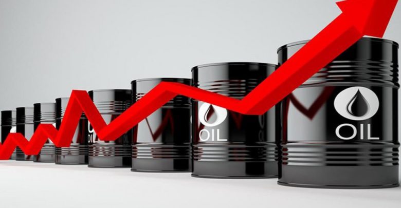أسعار النفط تقفز بعد تقارير عن اعتراض الإمارات لصواريخ