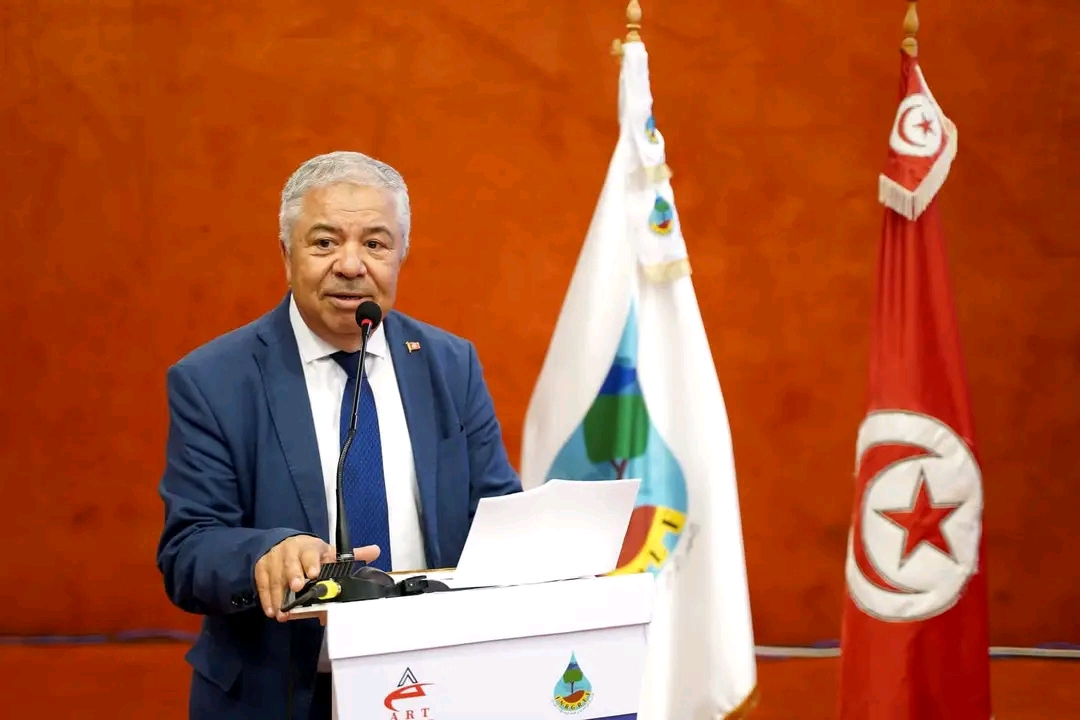 كاتب الدولة المكلف بالمياه يشرف على افتتاح الدورة السادسة للصالون الدولي للتكنولوجيا حول المياه