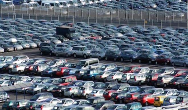 ديوانة: لا تنقيحات جديدة في نظامي توريد السيارات والأغراض الشخصية للتونسيين المقيمين بالخارج