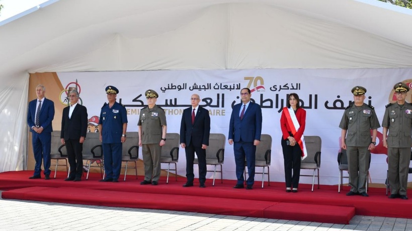 وزير الدّفاع يُعطي إشارة انطلاق سباق نصف الماراطون العسكري
