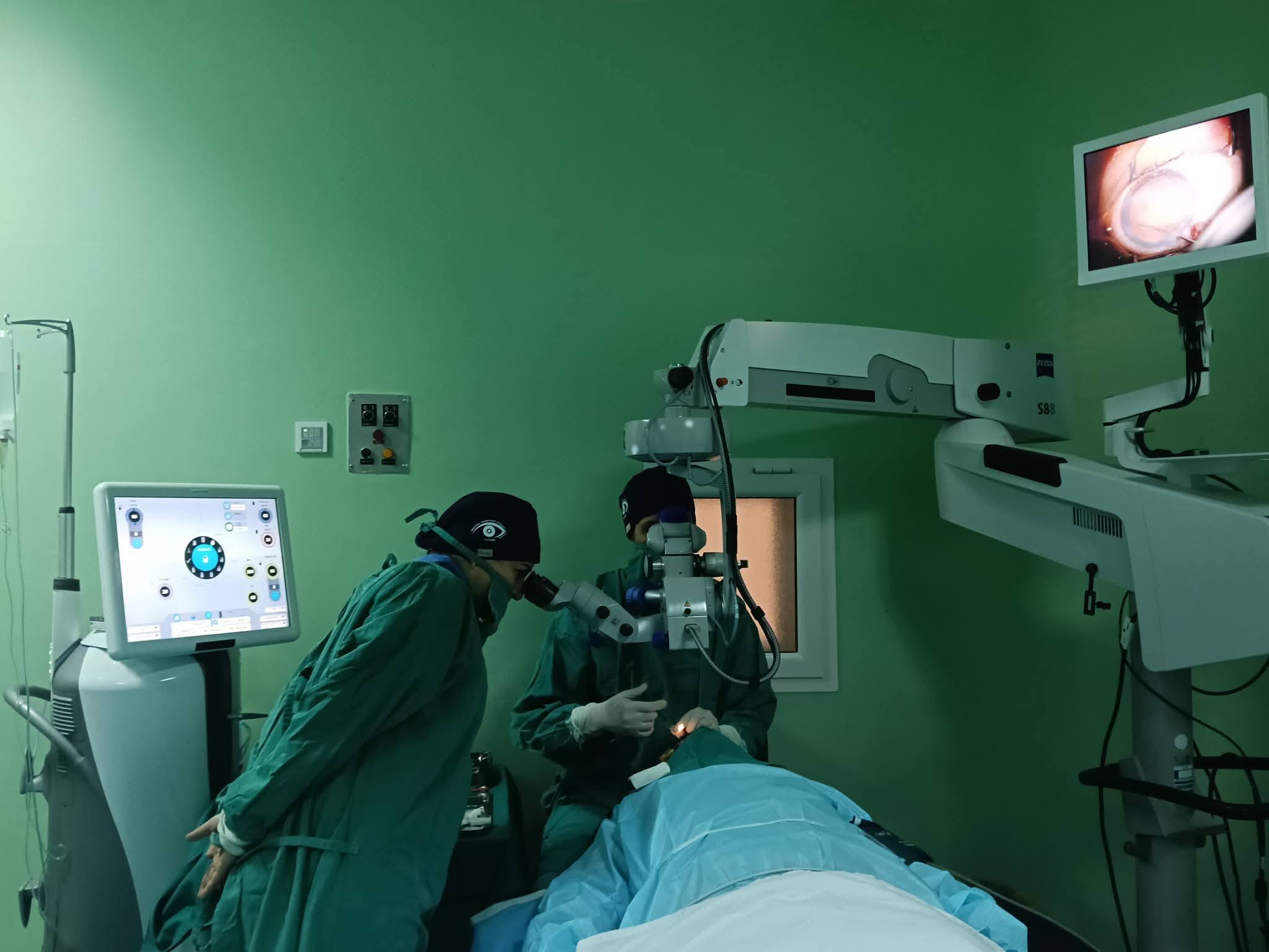 منزل بورقيبة.. تركيب عدسات مجانية لـ34 مريضا