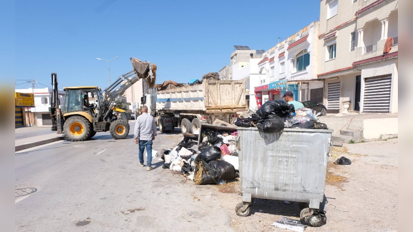بنزرت.. مجهودات بلدية استثنائية لرفع مخلفات عيد الأضحى