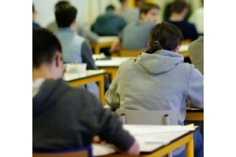 تراجع عدد التلاميذ المترشحين لامتحان "النوفيام" ومناظرة "السيزيام" لسنة 2026