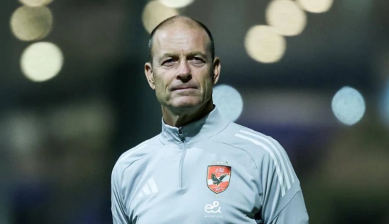  الأهلي المصري ينهي التعاقد مع المدرب توروب