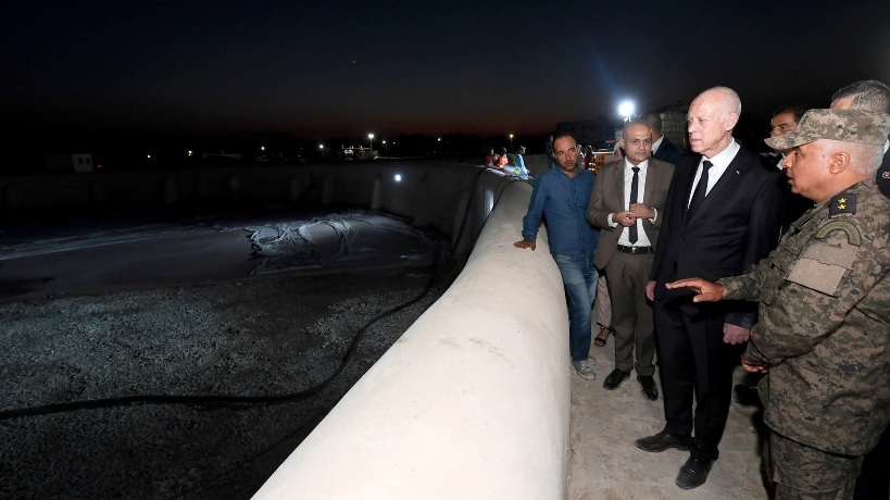 القيروان.. رئيس الجمهورية يطّلع على تقدّم أشغال ترميم فسقية الأغالبة ويعاين سور المدينة العتيقة بعد تأهيله 