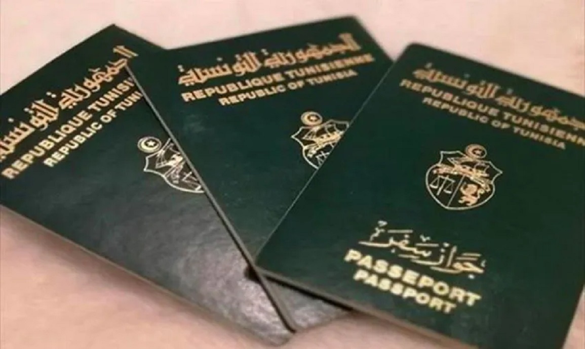 وزارة الداخلية تطلق خدمات جديدة لتيسير استخراج جوازات السفر للتونسيين بالخارج