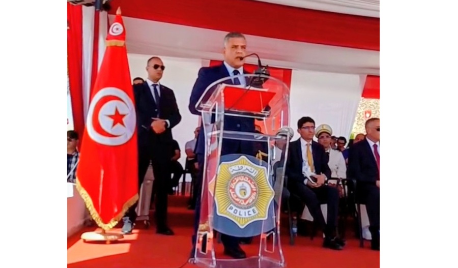 القيروان.. وزير الداخلية يشرف على تخرج الدورة 46 لحفاظ الأمن 