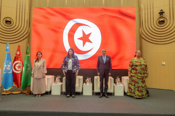 في ندوة بمناسبة اليوم العالمي للمرأة في العمل الدبلوماسي..   المرأة الدبلوماسية.. التزام متواصل من أجل السلام والتنمية الشاملة