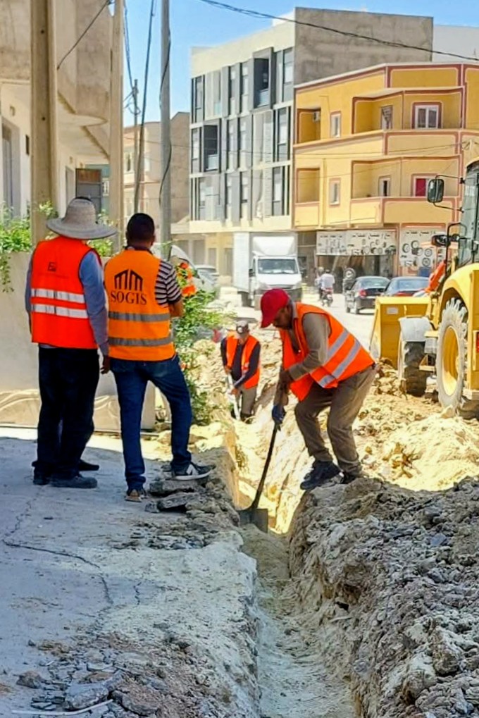 القيروان.. تقدم أشغال تمديد وتجديد شبكة الإنارة العمومية بحيي الصحابي والسلام