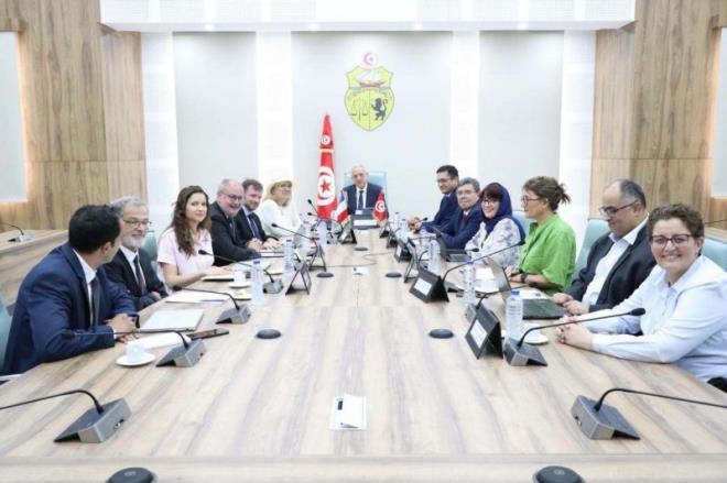 وزير الصحة يلتقي بوفد من الوكالة الفرنسية للتنمية لمتابعة تقدم المشاريع الصحية المنجزة