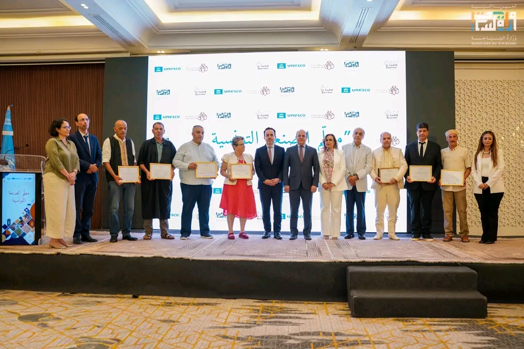 حرفيون تونسيون يتسلمون جوائز اليونسكو في إطار مشروع دعم دور الثقافة في التنمية المستدامة