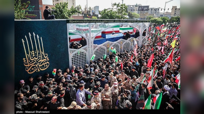 طهران.. حشود مليونية حول نعش خامنئي في اليوم الرابع لتشييعه