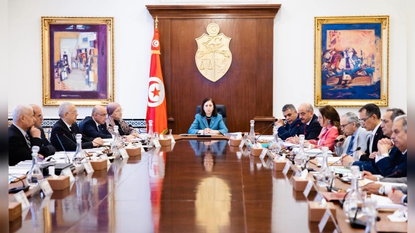 مجلس الوزارء ينظر في عدد من مشاريع القوانين والأوامر