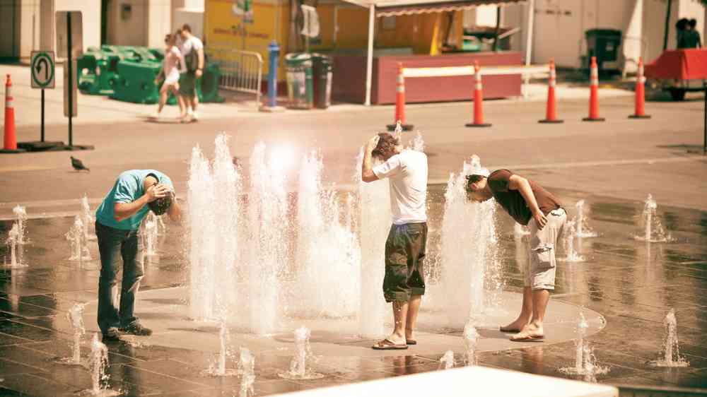 أكثر من 1700 وفاة جراء الحر في بلجيكا وموجة متواصلة في فرنسا