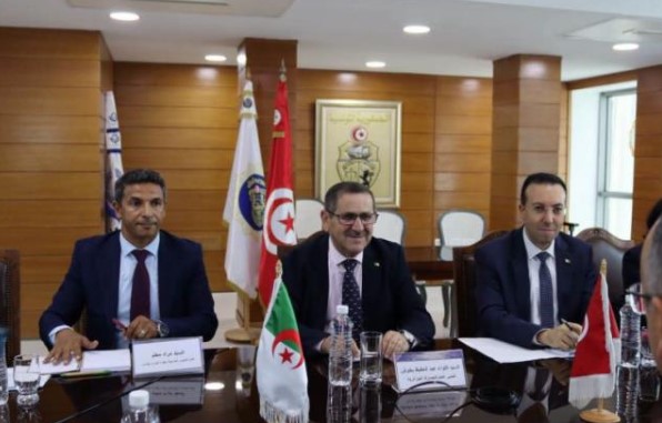 اللجنة الجمركية التونسية الجزائرية المشتركة تؤكد بتونس تعزيز التعاون في مكافحة التهريب ورقمنة الإجراءات