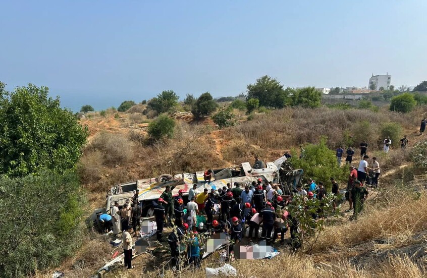 الجزائر.. مقتل 25 شخصا وإصابة 44 جراء انقلاب حافلة في بومرداس