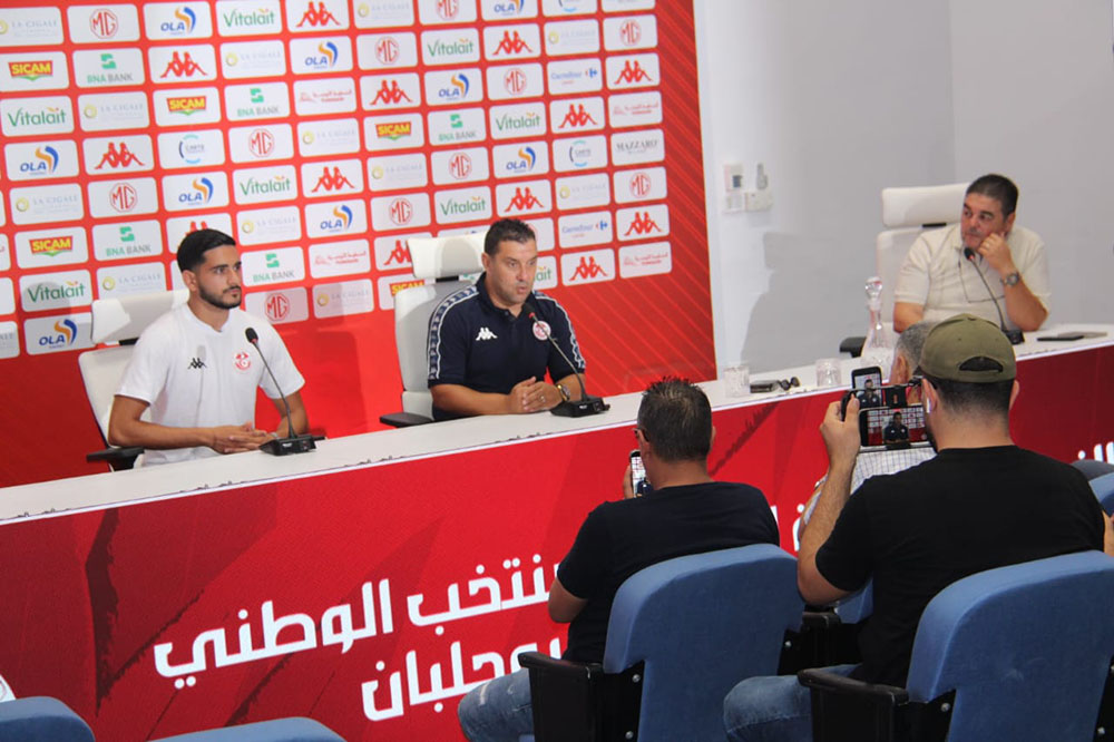 🔴ندوة صحفية لمدرب المنتخب الوطني الأولمبي لكرة القدم