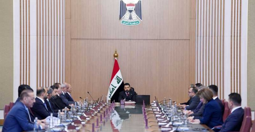 مستشار رئيس الوزراء العراقي: حصر السلاح بيد الدولة "مبدأ ثابت"