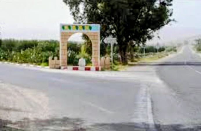 عين جلولة.. وفاة سائق دراجة نارية في حادث اصطدام بشاحنة خفيفة