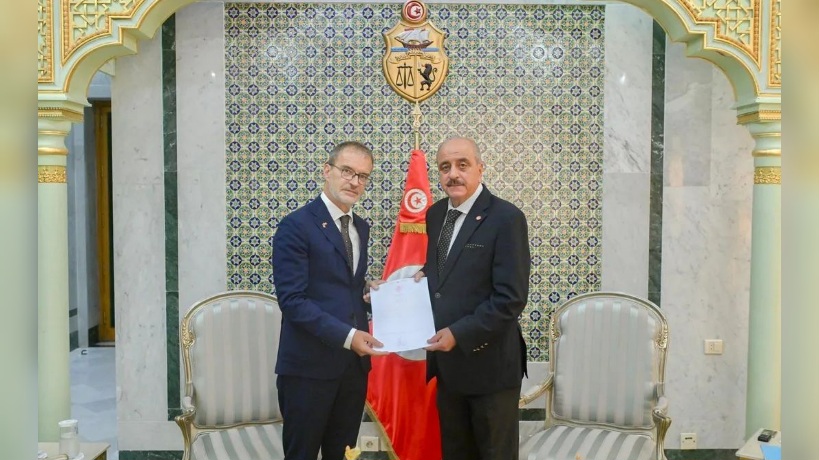 وزير الخارجية يتسلّم نسخة من أوراق اعتماد سفير بلجيكيا الجديد بتونس
