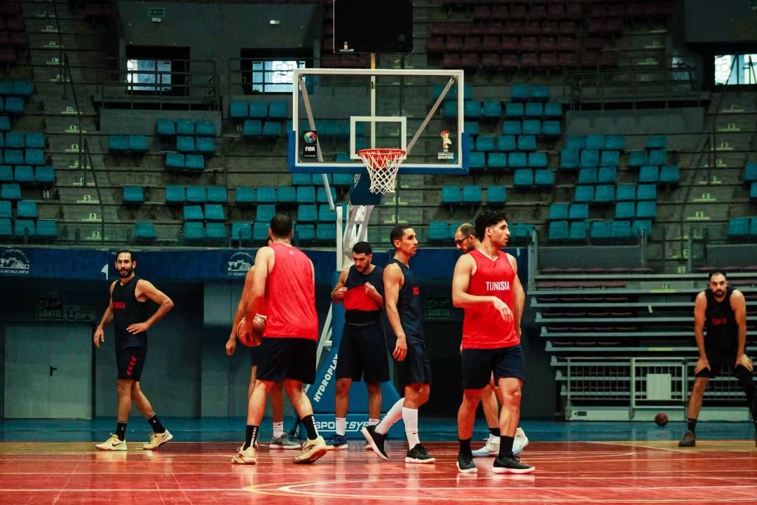 كرة السلة: المنتخب الوطني ينهزم ضد نظيره المصري 