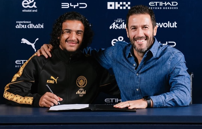 مانشستر سيتي يتعاقد مع أيوب بوعدي 