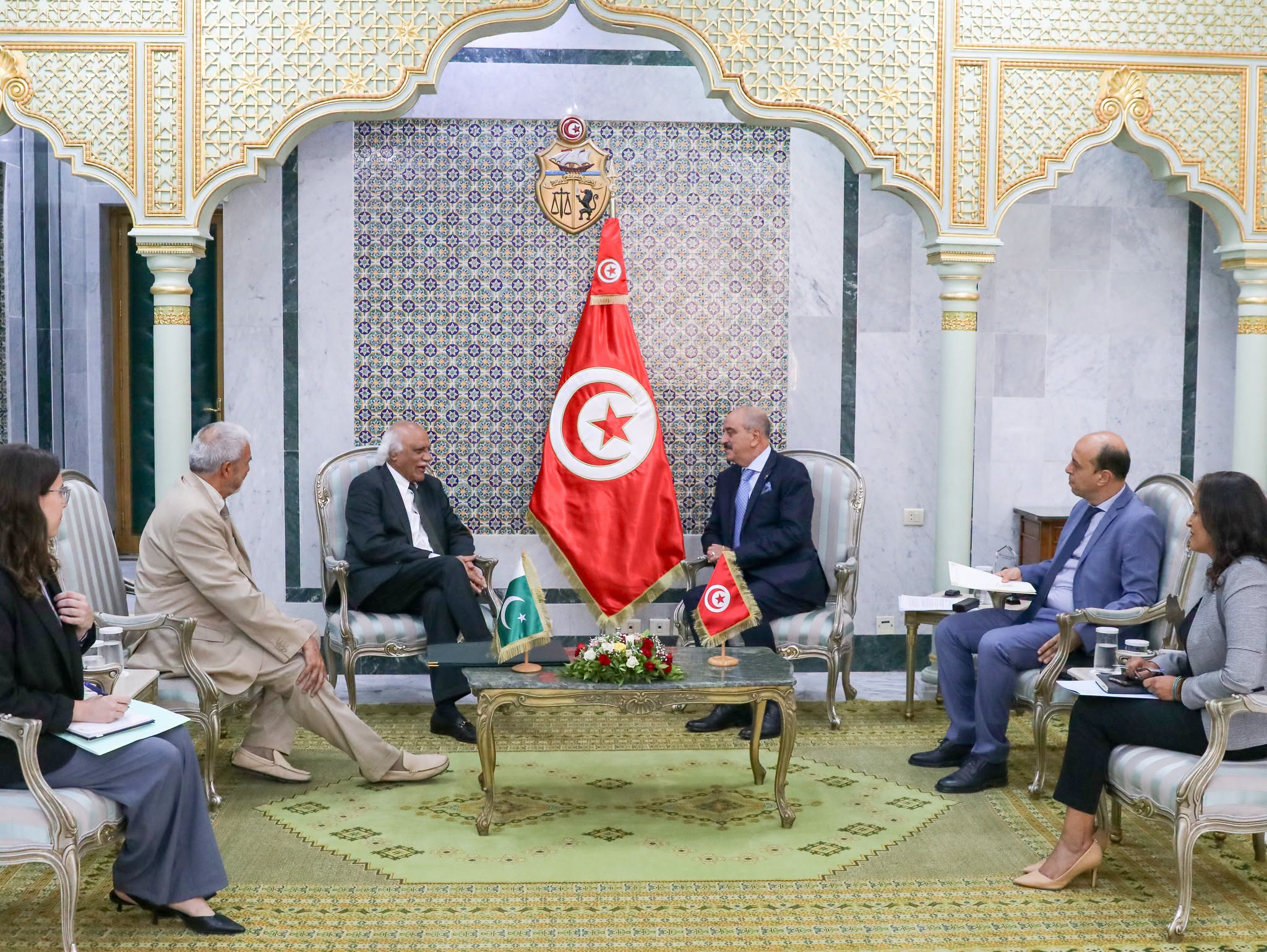 السفير الجديد لباكستان يؤكد حرص بلاده على تعزيز الاستثمار المشترك مع تونس