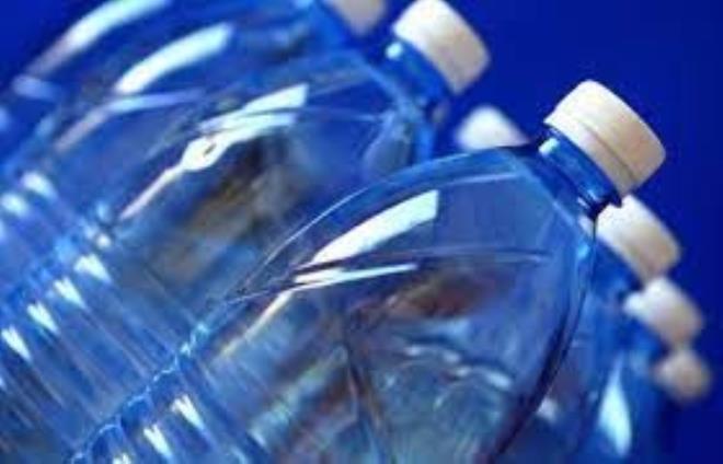 نابل.. حجز 120 ألف قارورة مياه معدنية خلال شهر أوت  