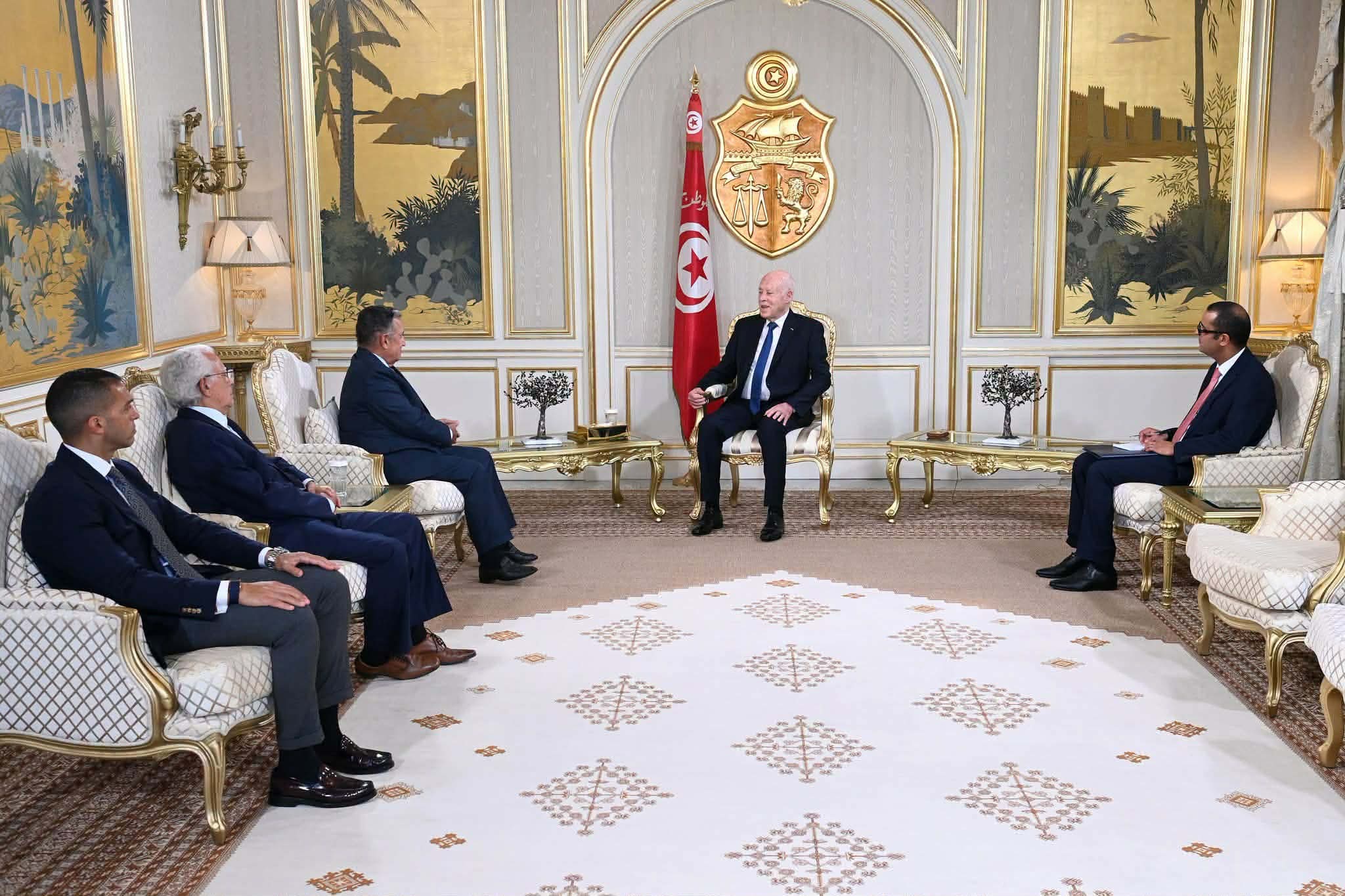   خلال استقباله الأمين العام الجديد لجامعة الدول العربية.. رئيس الجمهورية: آن الأوان أن تأخذ الأمّة العربيّة بزمام المبادرة