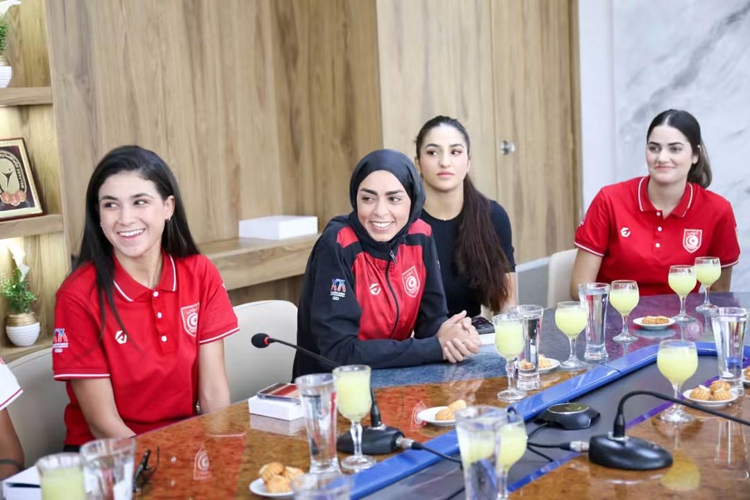 وزير الشباب والرياضة يكرّم المتوّجين في الألعاب المتوسطية 