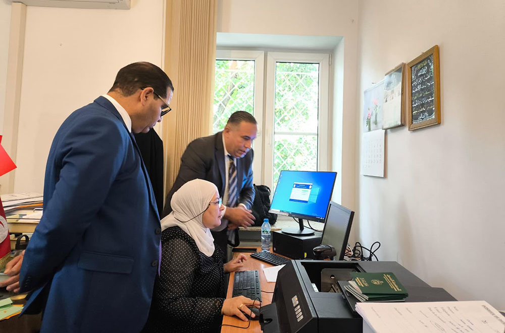   الإثنين القادم.. تركيز وحدة لإنتاج جوازات السفر المقروءة آليا بسفارة تونس بفرصوفيا