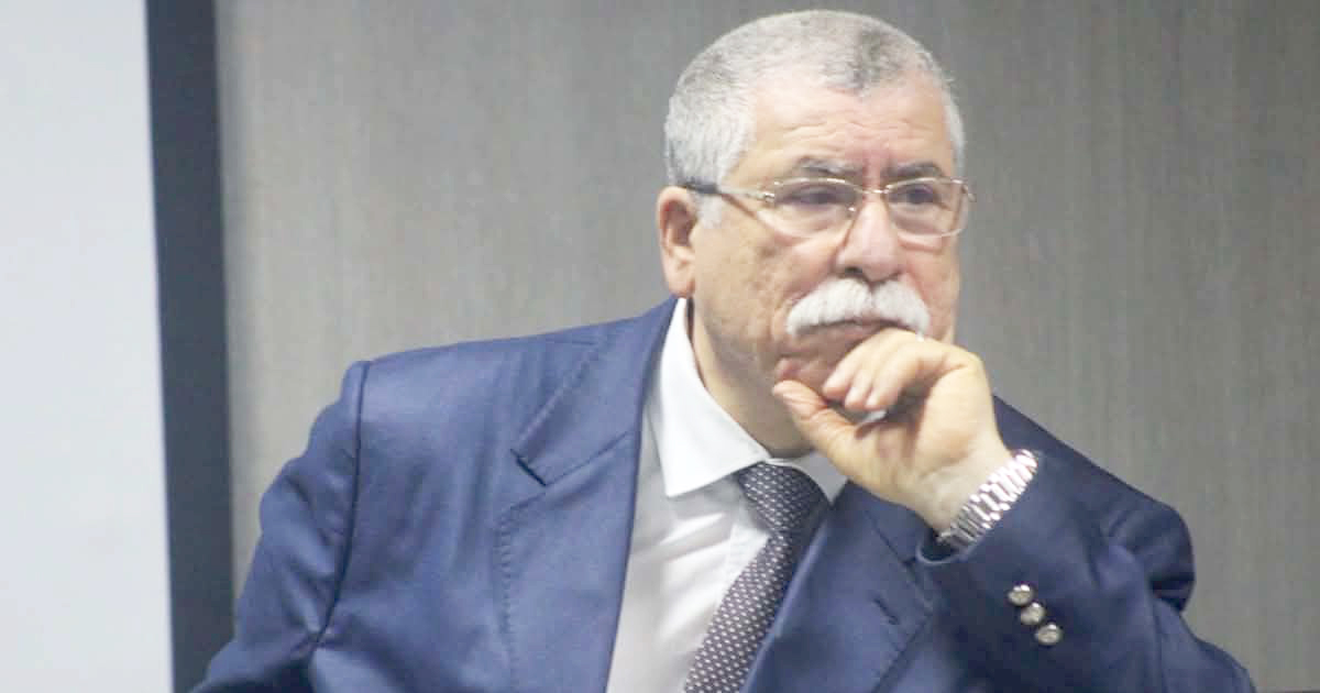 تكريم الدكتور محمد محجوب خلال ندوة علمية..   أكثر من خمسة عقود بين الفلسفة والترجمة والعمل الثقافي