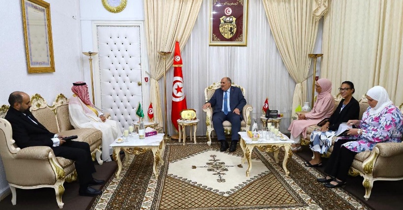 مزيد التنسيق بخصوص تنظيم الحج والعمرة، أبرز محاور لقاء وزير الشؤون الدّينية بسفير السعوديّة في تونس