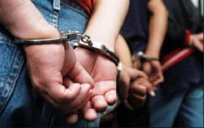  مساكن..إيقاف ثلاثة أشخاص بتهمة ترويج المخدرات بين حرفاء مقهى