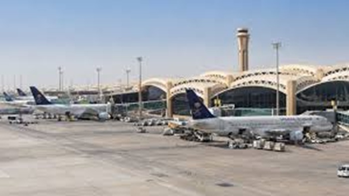 السعودية تمدد تعليق العمليات في مطار الرياض 