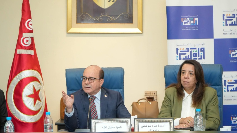وزارة السياحة: جلسة عمل لمعالجة الملفات العالقة ومتابعة المشاريع المعطلة بولاية نابل 