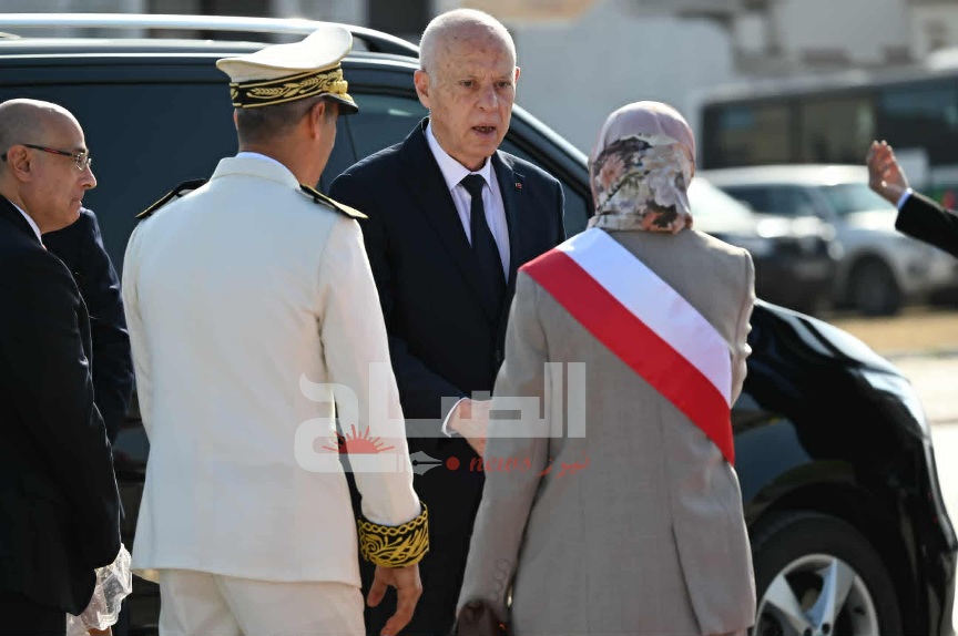 رئيس الجمهورية يُشرف على موكب إحياء الذكرى 62 لعيد الجلاء
