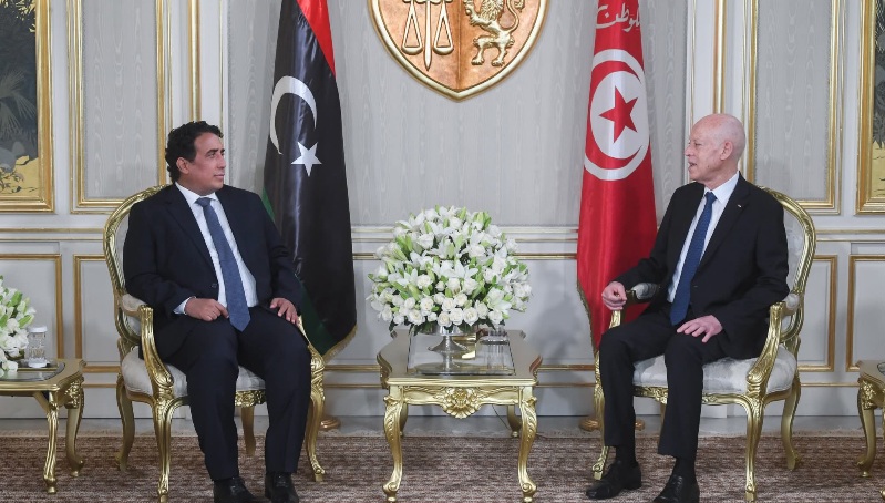 لدى استقباله رئيس المجلس الرئاسي الليبي.. رئيس الجمهورية يؤكد موقف تونس الثابت والمبدئي الدّاعم للخيارات الحرّة للشعب الليبي
